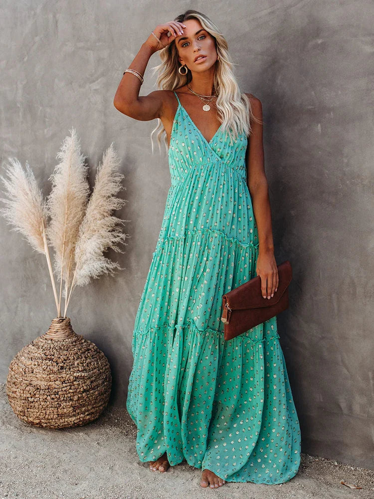 2024 Sleeveless Spaghetti Strap Pleated V Neck Maxi Boho Dress