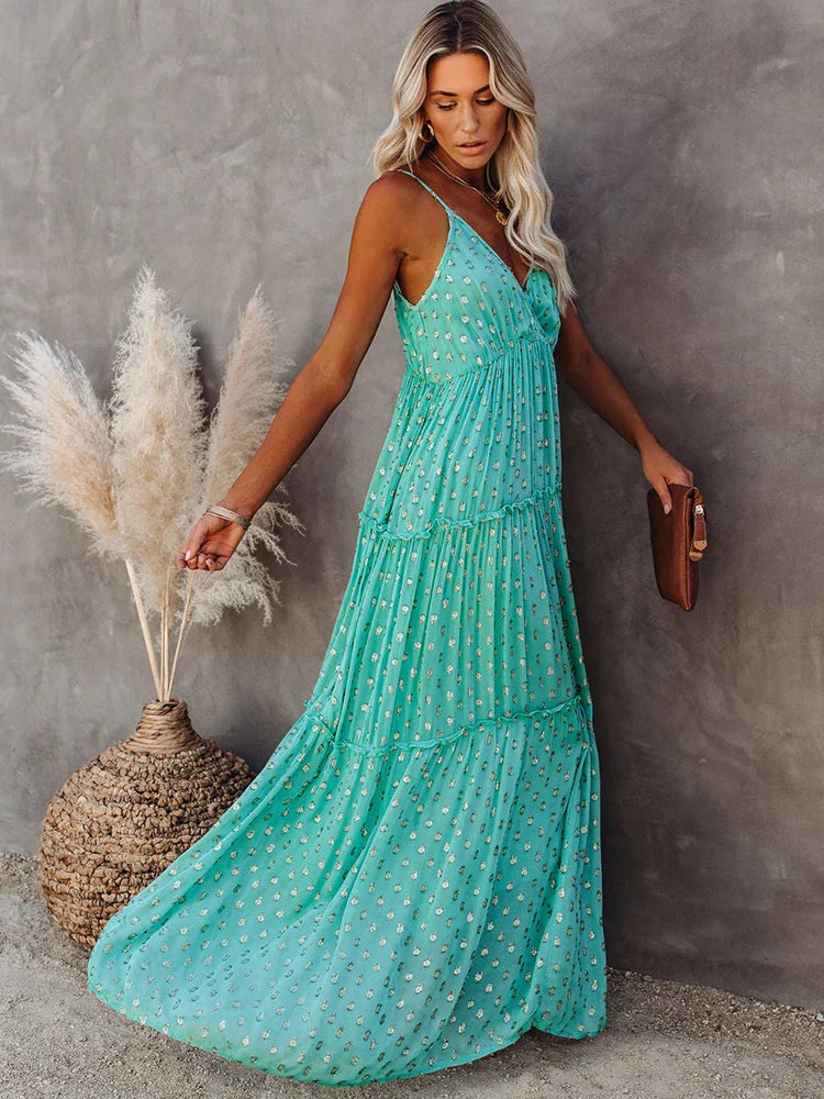 2024 Sleeveless Spaghetti Strap Pleated V Neck Maxi Boho Dress